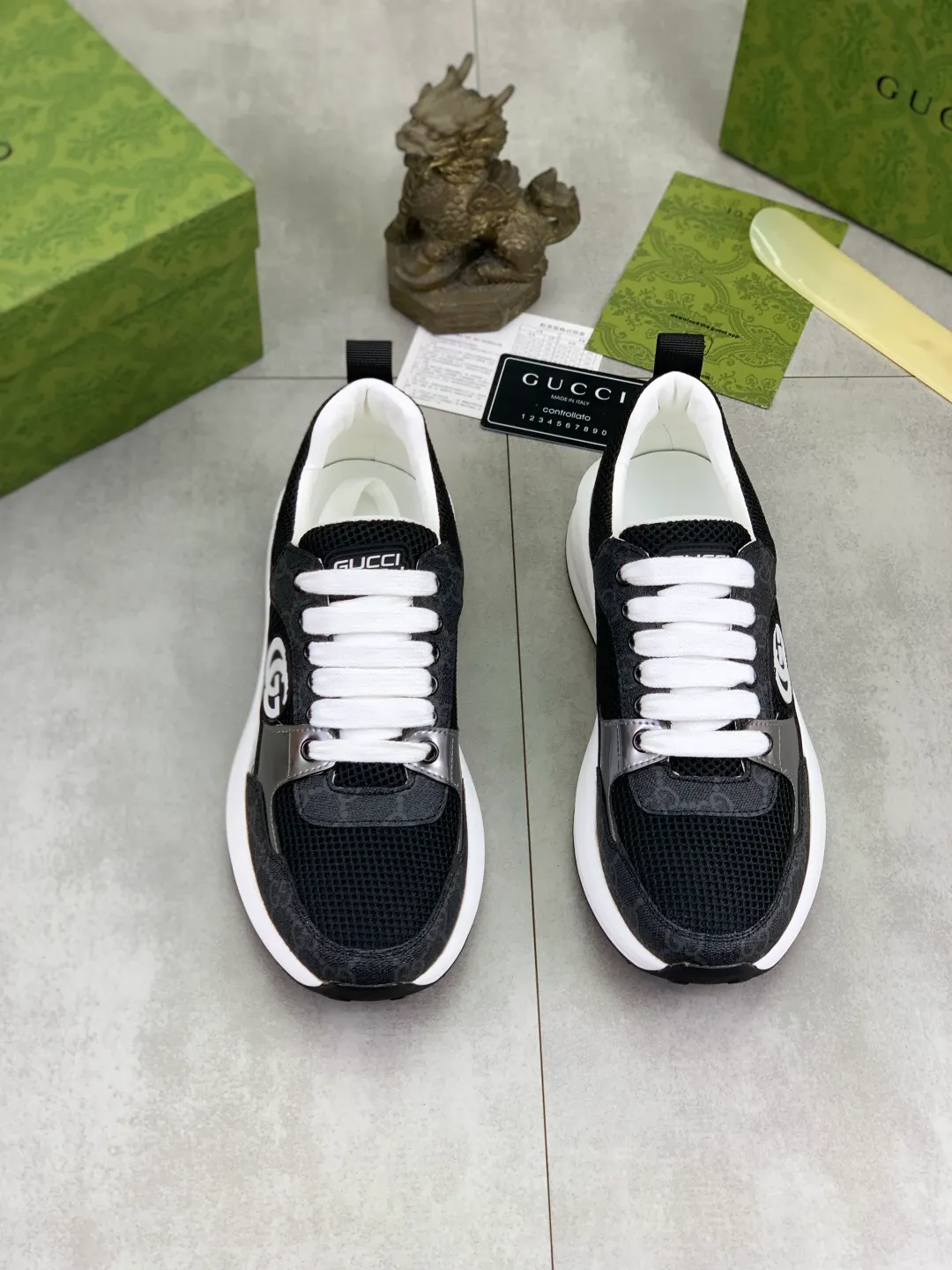 Men's shoes 💰P420💰[New model] (GUCCI) official website's latest 🎁🎁casual and fashionable men's shoes👟, hot style 💥 simple and elegant style, exclusive for trendy men. Unique official website's latest brand double G element 👑Gucci original Decorative, fashionable and generous, the fabric is original frosted calfskin ✅Full imported first-layer pigskin lining, the official website specifies wear-resistant, lightweight original rubber casual outsole, the classic model is taken in real life 🎬38-44 (45 customized) multiple colors available